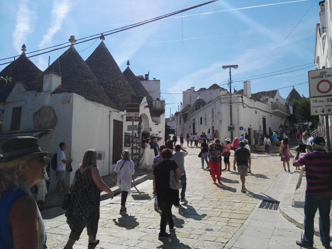 Trulli Sciummo Relais Bed & Breakfast Alberobello Exterior photo